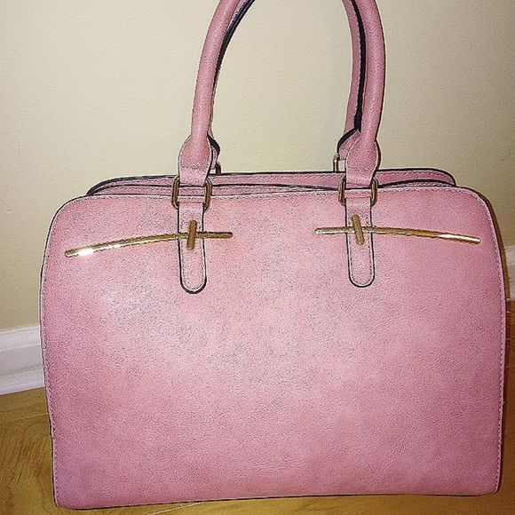 Dasein Handbags - Dasein Pink Purse; Good condition